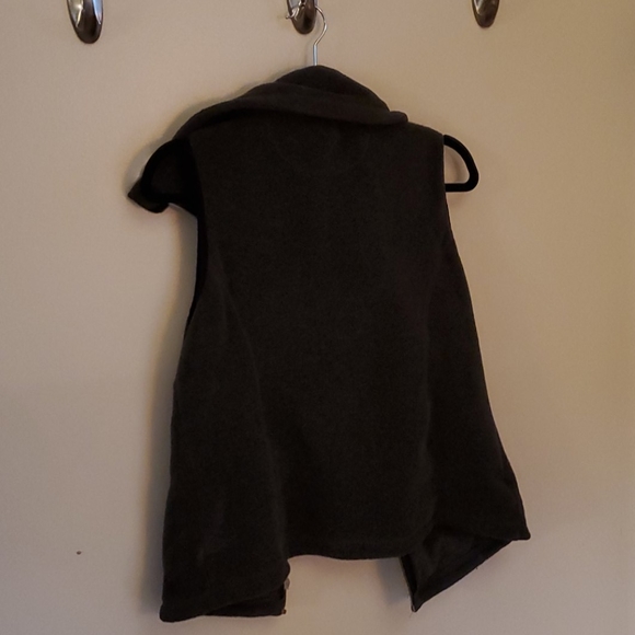 CALVIN KLEIN Performance vest - Picture 3 of 3